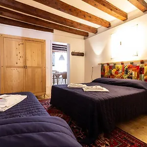 https://veneziacentopercento-campaniel-apartment.hotelinveneto.com
